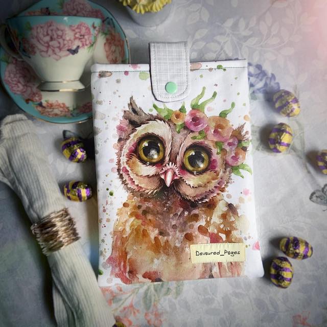 "Pun at the Zoo: What a Hoot!" Owl Mini booksleeve with Clasp