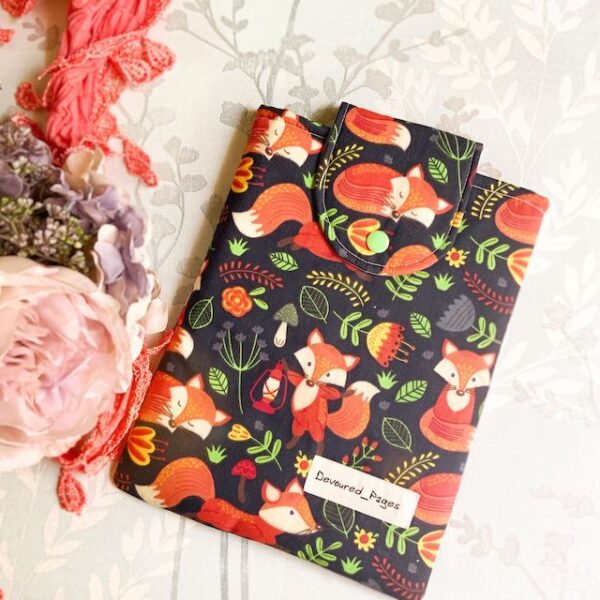 "Forest Foxes" Mini booksleeve with clasp